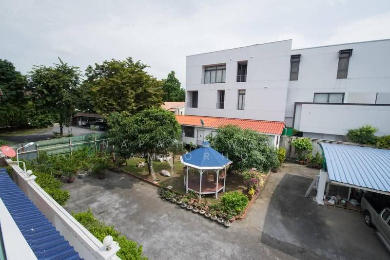 5-BR House, Bangkok, Hua Mak, Bang Kapi, Bangkok, 5 Bedrooms, 600 sqm, Single Detached House For Sale, by Napatsawan Tamjorhor, 500582460 - DDproperty.com
