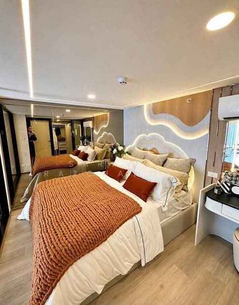 SOHO Bangkok Ratchada, Bangkok, 74 Pracha Rat Bamphen Rd, Huai Khwang, Bangkok, 2 Bedrooms, 48 sqm, Condo For Rent, by Sarawut Ratchawong, 500582472 - DDproperty.com