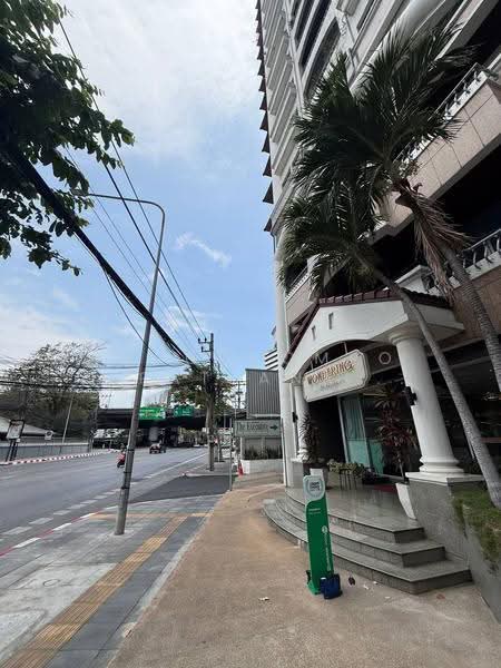 The Executive Regent, bangkok, 2264/3 Nanglinchee Road, Chong Nonsi, Yan Nawa, Bangkok, 1 Bedroom, 69 sqm, Condo For Sale, by Tongchompoo Pattanachaiwongkoon, 500582490 - DDproperty.com