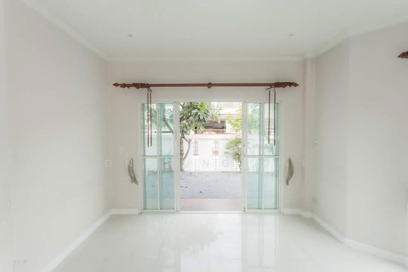 3-BR House, Bangkok, Sala Thammasop, Thawi Watthana, Bangkok, 3 Bedrooms, 200 sqm, Single Detached House For Rent, by Pattaporn Yongsungnone, 500582506 - DDproperty.com