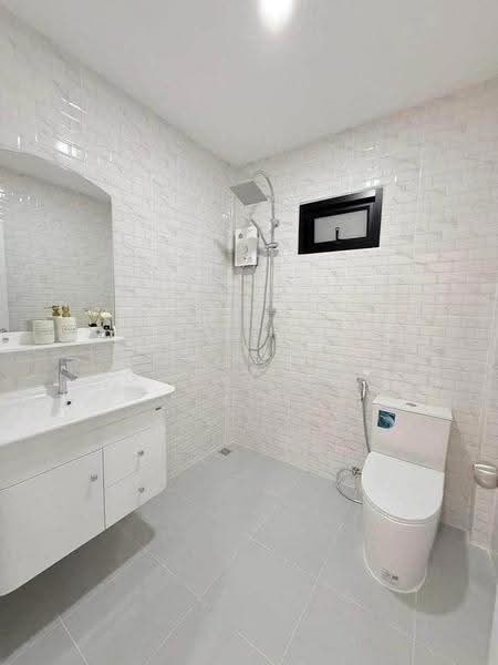 3-BR House, chon-buri, Nong Pru, Bang Lamung (Pattaya), Chon Buri (Pattaya), 3 Bedrooms, 204 sqm, Single Detached House For Sale, by Siwanon Gosachan, 500582542 - DDproperty.com