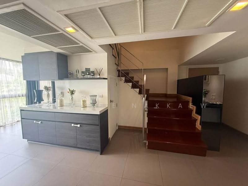 Downtown Forty Nine, bangkok, Sukhumvit 39 Road, Khlong Tan Nua, Watthana, Bangkok, 2 Bedrooms, 120 sqm, Condo For Rent, by Nutnaree Nakkaew, 500582554 - DDproperty.com
