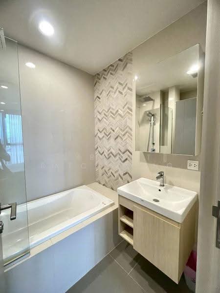 Oka Haus Sukhumvit 36, bangkok, 3399 Rama 4 Road, Khong Tan, Khlong Toei, Bangkok, 1 Bedroom, 35 sqm, Condo For Rent, by Sarawut Ratchawong, 500582581 - DDproperty.com