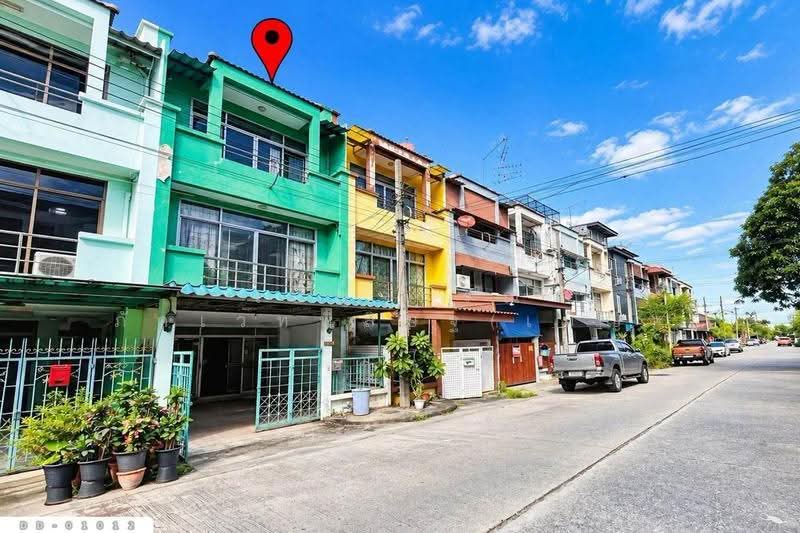 Rattanawalai Townhome Don Mueang DD-01012, bangkok, Don Mueang, Bangkok, 4 Bedrooms, 182 sqm, Townhouse For Sale, by Benchawarin Pakkawetppisit, 500582595 - DDproperty.com
