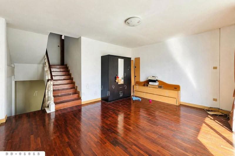Rattanawalai Townhome Don Mueang DD-01012, bangkok, Don Mueang, Bangkok, 4 Bedrooms, 182 sqm, Townhouse For Sale, by Benchawarin Pakkawetppisit, 500582595 - DDproperty.com