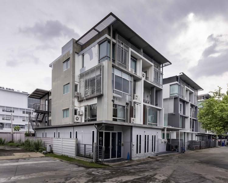 B-Square Rama 9 - Mengjai, bangkok, Soi Sahakanpramoon, Wang Thonglang, Bangkok, 5 Bedrooms, 450 sqm, Townhouse For Sale, by Kanrutai Dawruang, 500582596 - DDproperty.com