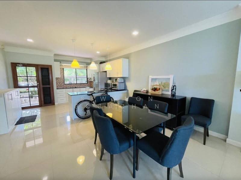 Bay View Resort, Chon Buri (Pattaya), Laem Chabang, Bang Lamung, Bang Lamung (Pattaya), Chon Buri (Pattaya), 2 Bedrooms, 202 sqm, Condo For Sale, by Siwanon Gosachan, 500582631 - DDproperty.com