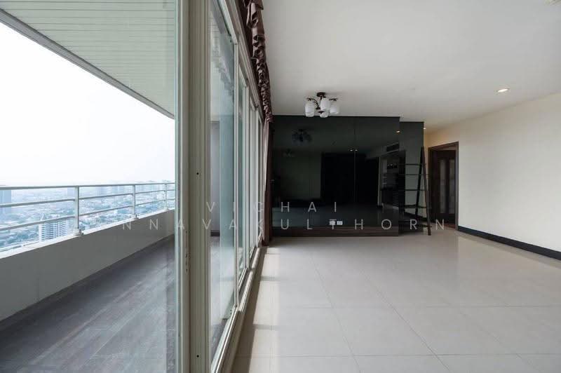 Watermark Chaophraya, Bangkok, Soi Charoennakorn 39-41, Charoennakorn Road, Bang Lam Phu Lang, Khlong San, Bangkok, 3 Bedrooms, 145 sqm, Condo For Rent, by Vichai Annavakulthorn, 500582665 - DDproperty.com