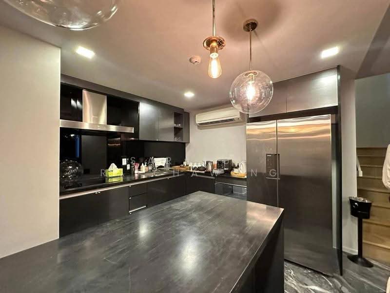 ASHTON Residence 41, Bangkok, Sukhumvit 41, Khlong Tan Nua, Watthana, Bangkok, 3 Bedrooms, 160 sqm, Condo For Rent, by Sarawut Ratchawong, 500582678 - DDproperty.com