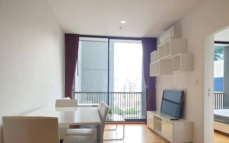 Noble Revo Silom, Bangkok, 88 Soi Surasak Surasak Road, Silom, Bang Rak, Bangkok, 1 Bedroom, 34 sqm, Condo For Rent, by Vichai Annavakulthorn, 500582760 - DDproperty.com