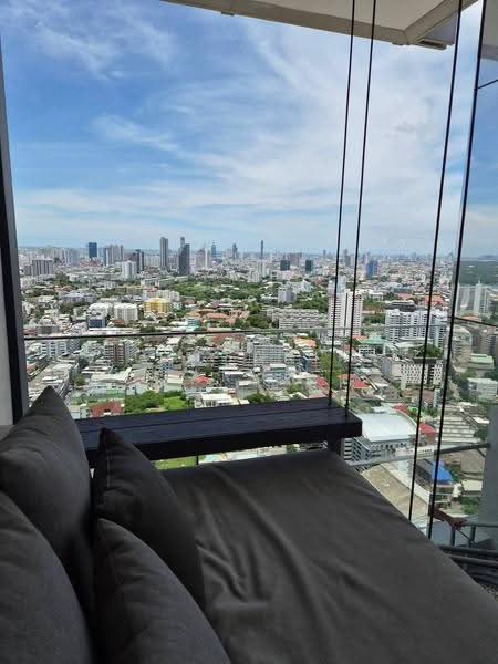 THE CROWN Residences, bangkok, Rama 4 Road, Thung Maha Mek, Sathon, Bangkok, 1 Bedroom, 35 sqm, Condo For Rent, by Getsarin Aron, 500582779 - DDproperty.com