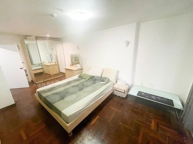 Asoke Place, Bangkok, Asok Montri Rd, Khlongtoei Nua, Watthana, Bangkok, 2 Bedrooms, 75 sqm, Condo For Rent, by Vichai Annavakulthorn, 500582914 - DDproperty.com