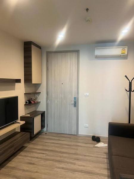 CENTRIC Ari Station, Bangkok, 27 Phahonyothin Road, Samsen Nai, Phaya Thai, Bangkok, 1 Bedroom, 33 sqm, Condo For Sale, by Nutnaree Nakkaew, 500582954 - DDproperty.com