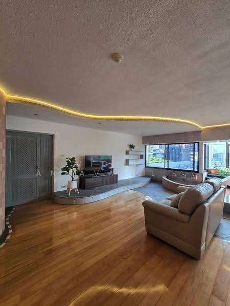 Sithakarn Condominium, Bangkok, 19 22 Chit Lom Alley, Lumphini, Pathum Wan, Bangkok, 2 Bedrooms, 245 sqm, Condo For Rent, by Vichai Annavakulthorn, 500582981 - DDproperty.com