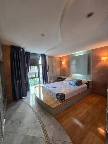 Sithakarn Condominium, Bangkok, 19 22 Chit Lom Alley, Lumphini, Pathum Wan, Bangkok, 2 Bedrooms, 245 sqm, Condo For Rent, by Vichai Annavakulthorn, 500582981 - DDproperty.com