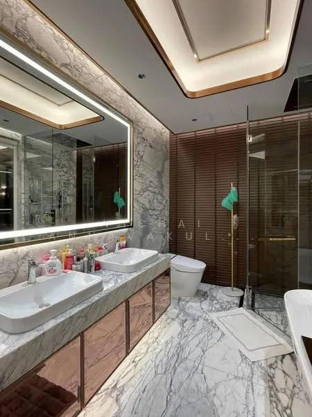 The Esse at Singha Complex, Bangkok, 1788 New Petchaburi Rd, Khlongtoei Nua, Watthana, Bangkok, 3 Bedrooms, 245 sqm, Condo For Rent, by Vichai Annavakulthorn, 500582990 - DDproperty.com