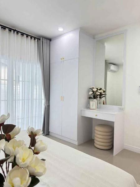 4-BR House, chon-buri, Nong Pru, Bang Lamung (Pattaya), Chon Buri (Pattaya), 4 Bedrooms, 325 sqm, Single Detached House For Sale, by Thitiporn Pawikham, 500583018 - DDproperty.com