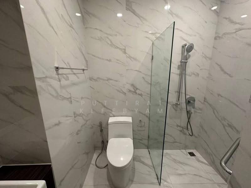 Noble BE19 Sukhumvit, Bangkok, 89 Sukhumvit 19 Alley, Khlong Tan Nua, Watthana, Bangkok, 1 Bedroom, 35 sqm, Condo For Rent, by Puttirat Kleebyam, 500583035 - DDproperty.com