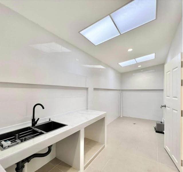 3-BR House, Bangkok, Bang Khae, Bangkok, 3 Bedrooms, 99 sqm, Single Detached House For Sale, by Getsarin Aron, 500583050 - DDproperty.com