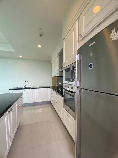 Royce Private Residences, Bangkok, 61 Soi Sukhumvit 31, Khlongtoei Nua, Watthana, Bangkok, 2 Bedrooms, 112 sqm, Condo For Rent, by Sarawut Ratchawong, 500583101 - DDproperty.com