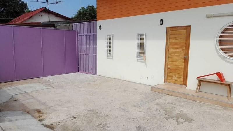 4-BR House, Bangkok, Bang Kae Nua, Bang Khae, Bangkok, 4 Bedrooms, 70 sqm, Single Detached House For Sale, by Getsarin Aron, 500583108 - DDproperty.com