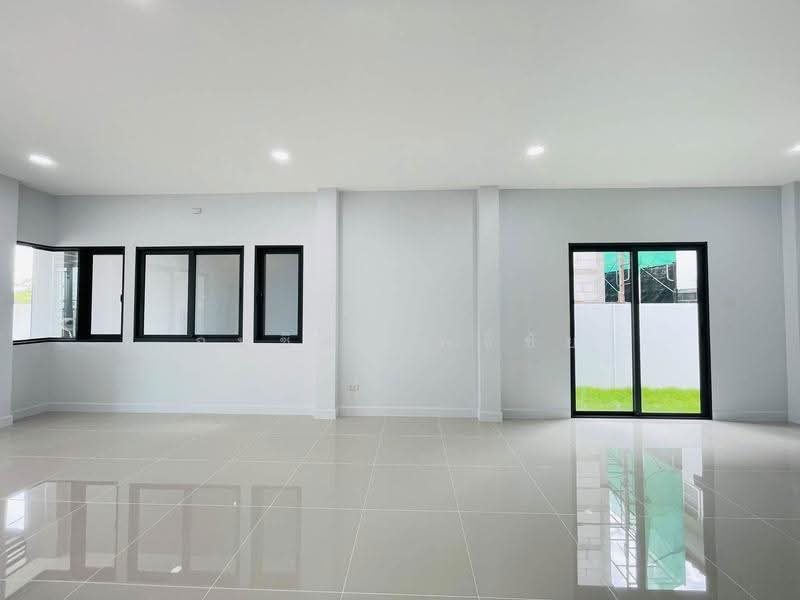 ซอยบงกช71รังสิต คลองสอง, pathum-thani, นครนายก31, Khlong Song, Khlong Luang, Pathum Thani, 5 Bedrooms, 200 sqm, Single Detached House For Sale, by ANUCHIT PHOCHAI, 500583133 - DDproperty.com