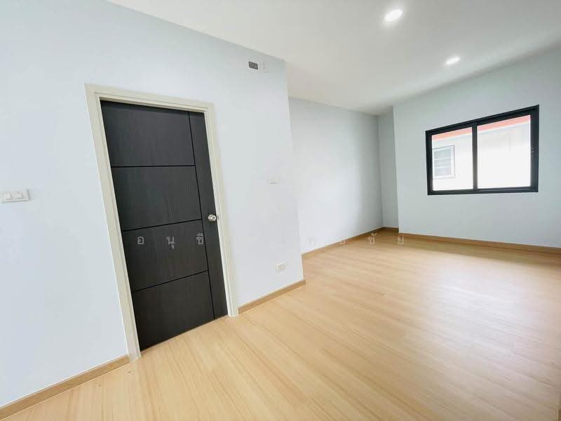 ซอยบงกช71รังสิต คลองสอง, pathum-thani, นครนายก31, Khlong Song, Khlong Luang, Pathum Thani, 5 Bedrooms, 200 sqm, Single Detached House For Sale, by ANUCHIT PHOCHAI, 500583133 - DDproperty.com