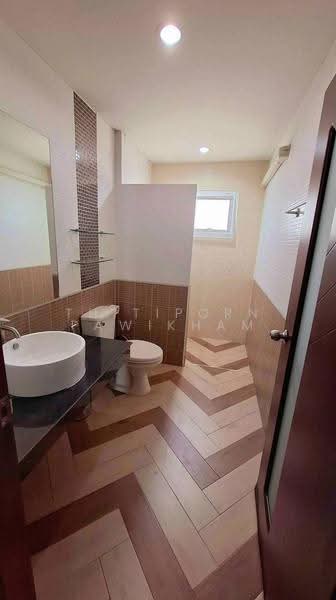 2-BR Townhouse, chon-buri, Na Kloe, Bang Lamung (Pattaya), Chon Buri (Pattaya), 2 Bedrooms, 141 sqm, Townhouse For Sale, by Thitiporn Pawikham, 500583137 - DDproperty.com