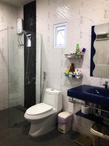 4-BR House, Surat Thani, Bang Kung, Muang Surat Thani, Surat Thani, 4 Bedrooms, 325 sqm, Single Detached House For Sale, by Thitiporn Pawikham, 500583185 - DDproperty.com