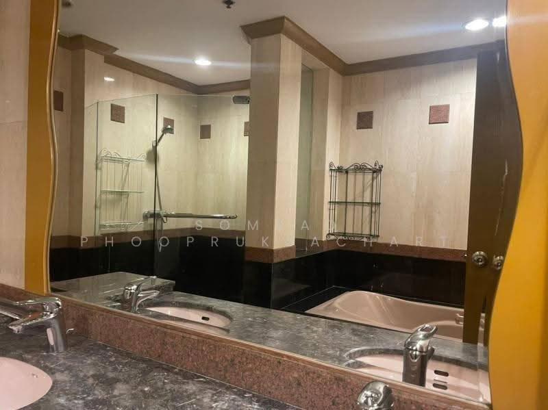 Moon Tower, Bangkok, Soi Sukhumvit 59, Khlong Tan Nua, Watthana, Bangkok, 3 Bedrooms, 311 sqm, Condo For Sale, by Somrad Phoopruksachart, 500583199 - DDproperty.com