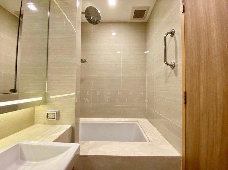 Noble BE33, Bangkok, 19 Soi Sukhumvit 33, Khlong Tan Nua, Watthana, Bangkok, 1 Bedroom, 35 sqm, Condo For Rent, by Teeranant Chonwisaikajon, 500583204 - DDproperty.com