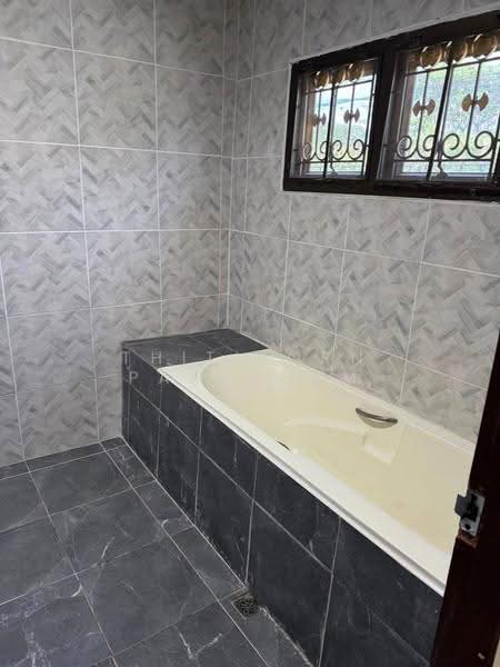 undefined, chon-buri, Nong Pru, Bang Lamung (Pattaya), Chon Buri (Pattaya), 3 Bedrooms, 150 sqm, Single Detached House For Sale, by Thitiporn Pawikham, 500583207 - DDproperty.com