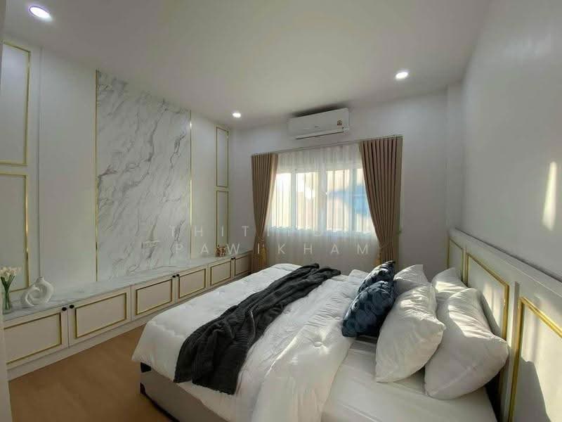 4-BR House, chon-buri, Nong Pru, Bang Lamung (Pattaya), Chon Buri (Pattaya), 4 Bedrooms, 325 sqm, Single Detached House For Sale, by Thitiporn Pawikham, 500583221 - DDproperty.com