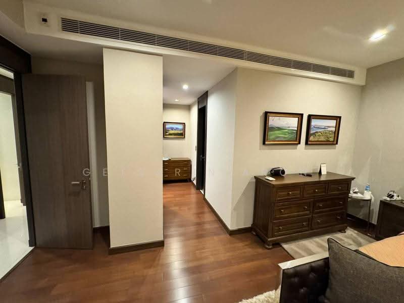 Q1 Sukhumvit, bangkok, 1 Sukhumvit Road, Khlong Toei, Bangkok, 3 Bedrooms, 241 sqm, Condo For Sale, by Getsarin Aron, 500583242 - DDproperty.com