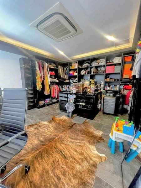 undefined, Chon Buri (Pattaya), Nong Pru, Bang Lamung (Pattaya), Chon Buri (Pattaya), 5 Bedrooms, 300 sqm, Villa For Sale, by Thitiporn Pawikham, 500583250 - DDproperty.com