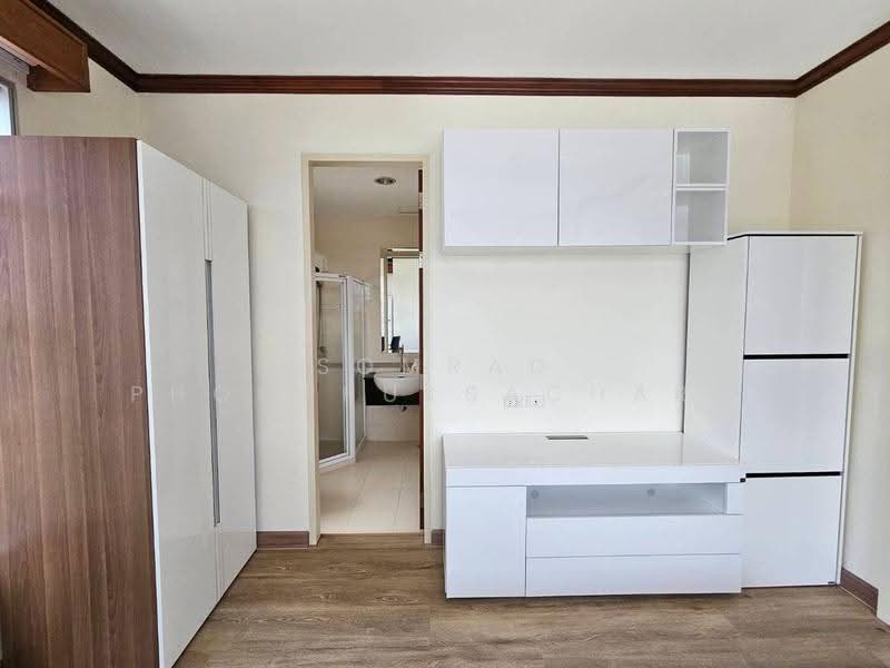Baan Klang Krung Siam-Pathumwan, bangkok, Petchburi Road, Thanon Phetchaburi, Ratchathewi, Bangkok, 3 Bedrooms, 140 sqm, Condo For Rent, by Somrad Phoopruksachart, 500583262 - DDproperty.com