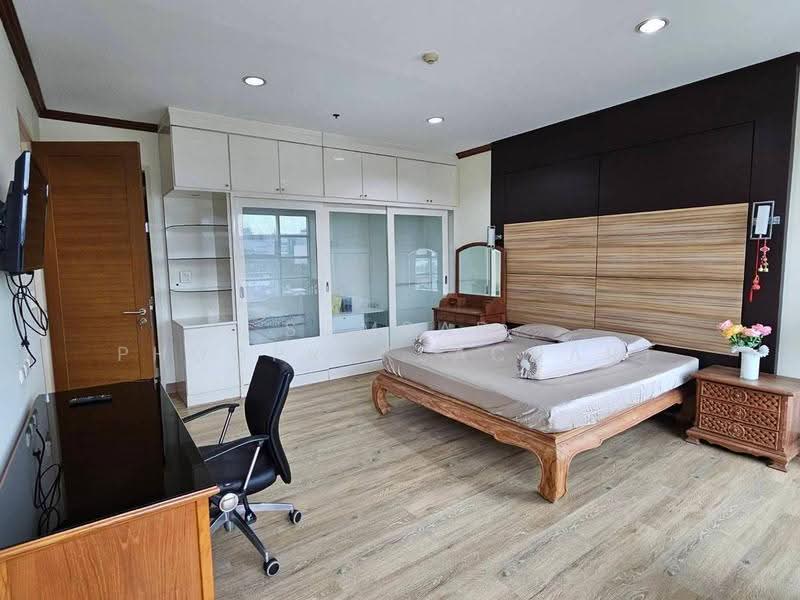 Baan Klang Krung Siam-Pathumwan, bangkok, Petchburi Road, Thanon Phetchaburi, Ratchathewi, Bangkok, 3 Bedrooms, 140 sqm, Condo For Rent, by Somrad Phoopruksachart, 500583262 - DDproperty.com