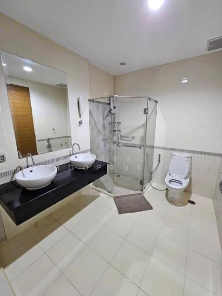 Baan Klang Krung Siam-Pathumwan, bangkok, Petchburi Road, Thanon Phetchaburi, Ratchathewi, Bangkok, 3 Bedrooms, 140 sqm, Condo For Rent, by Somrad Phoopruksachart, 500583262 - DDproperty.com