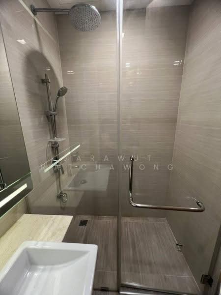 Noble BE33, Bangkok, 19 Soi Sukhumvit 33, Khlong Tan Nua, Watthana, Bangkok, 2 Bedrooms, 59 sqm, Condo For Rent, by Sarawut Ratchawong, 500583298 - DDproperty.com