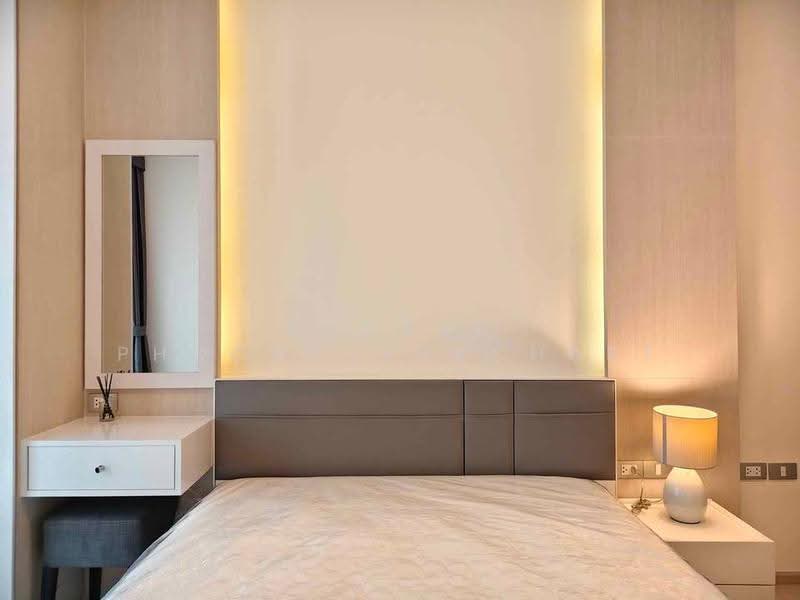 Rhythm Sukhumvit 36-38, Bangkok, 55 Soi Sukhumvit 36, Sukhumvit Road, Phra Kanong, Khlong Toei, Bangkok, 2 Bedrooms, 55 sqm, Condo For Rent, by Somrad Phoopruksachart, 500583355 - DDproperty.com