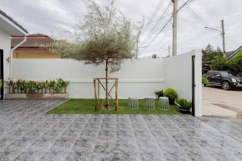 undefined, chon-buri, Nong Pru, Bang Lamung (Pattaya), Chon Buri (Pattaya), 3 Bedrooms, 258 sqm, Single Detached House For Sale, by Thitiporn Pawikham, 500583389 - DDproperty.com