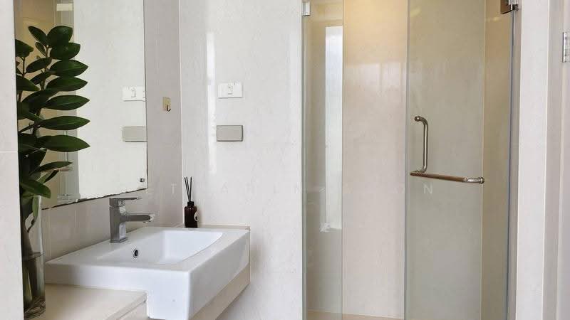 Le Luk Condominium, Bangkok, 1599 291 Sukhumvit Rd, Phra Kanong Nua, Watthana, Bangkok, 1 Bedroom, 38 sqm, Condo For Rent, by Getsarin Aron, 500583396 - DDproperty.com