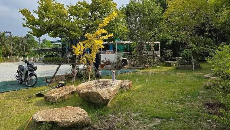 4-BR House, Chon Buri (Pattaya), Bang Phra, Si Racha, Chon Buri (Pattaya), 4 Bedrooms, 368 sqm, Single Detached House For Sale, by Thitiporn Pawikham, 500583404 - DDproperty.com