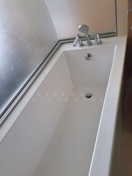 The Esse Asoke, Bangkok, 333 Soi Sukhumvit 21, Sukhumvit Road, Khlongtoei Nua, Watthana, Bangkok, 1 Bedroom, 45 sqm, Condo For Rent, by Sarawut Ratchawong, 500583423 - DDproperty.com