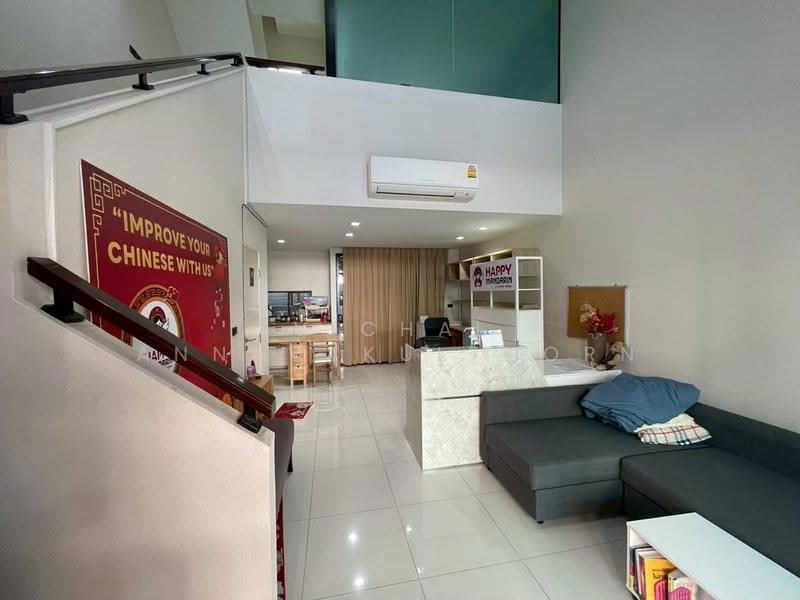 Baan Klang Muang Ratchayothin, Bangkok, 464 Phahonyothin Alley, Sena Nikhom, Chatuchak, Bangkok, 3 Bedrooms, 124 sqm, Townhouse For Rent, by Vichai Annavakulthorn, 500583458 - DDproperty.com