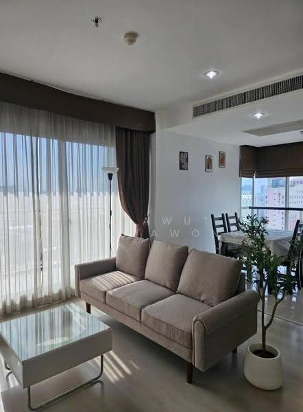 Life Ratchadapisek, Bangkok, 279 Ratchadapisaek Road, Huai Khwang, Bangkok, 2 Bedrooms, 65 sqm, Condo For Rent, by Sarawut Ratchawong, 500583471 - DDproperty.com