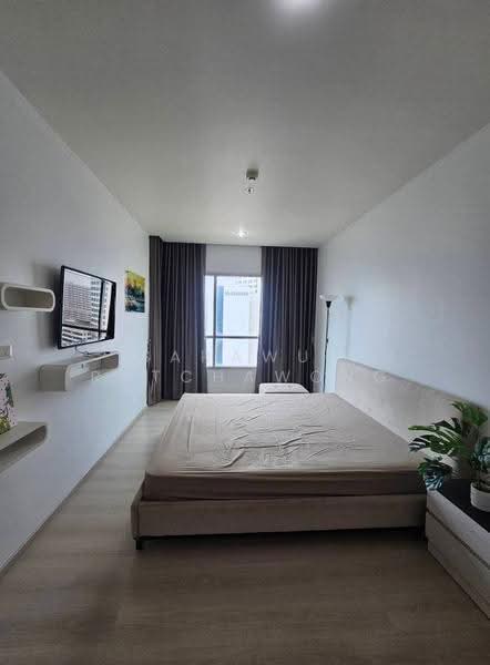 Life Ratchadapisek, Bangkok, 279 Ratchadapisaek Road, Huai Khwang, Bangkok, 2 Bedrooms, 65 sqm, Condo For Rent, by Sarawut Ratchawong, 500583471 - DDproperty.com
