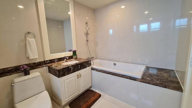 Piyathip Place, Bangkok, 24 Soi Prommitr, Khlong Tan Nua, Watthana, Bangkok, 4 Bedrooms, 800 sqm, Condo For Rent, by Forty-Six Real Estate Group, 500583475 - DDproperty.com
