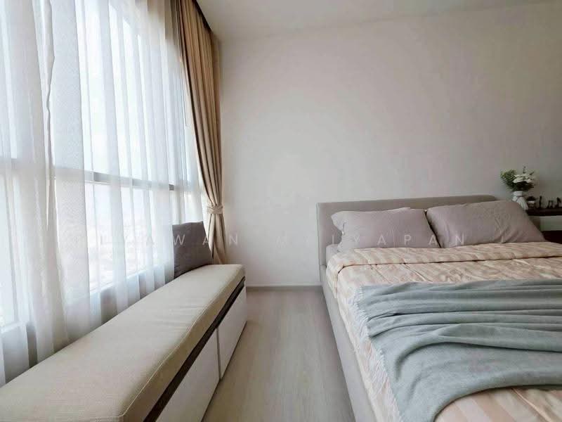 Life Ratchadapisek, bangkok, 279 Ratchadapisaek Road, Huai Khwang, Bangkok, 1 Bedroom, 39 sqm, Condo For Sale, by Piyawan Maiyapan, 500583517 - DDproperty.com