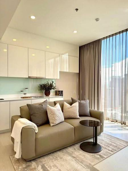 Mazarine Ratchayothin, Bangkok, Soi Phahonyothin 30, Phahonyothin Road, Chan Kasem, Chatuchak, Bangkok, 2 Bedrooms, 49 sqm, Condo For Rent, by Vichai Annavakulthorn, 500583534 - DDproperty.com